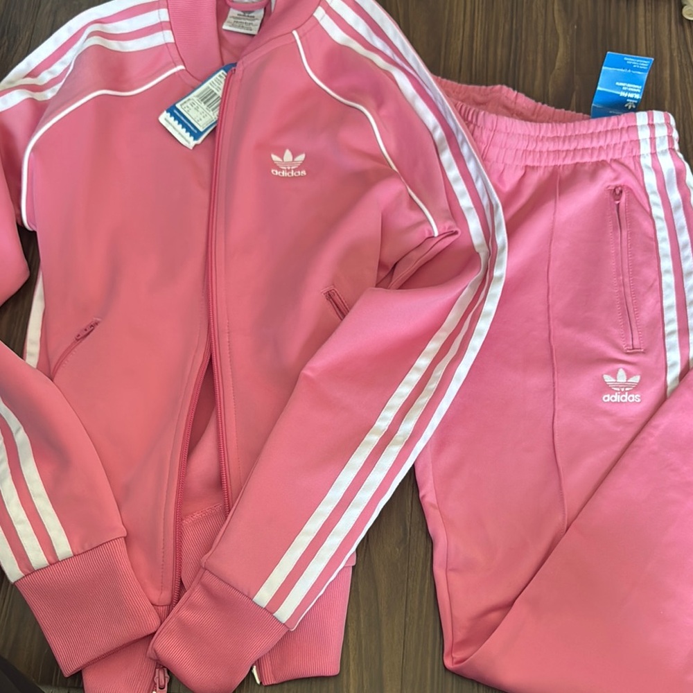 FULL SET TOP and PANTS Adidas new with tag